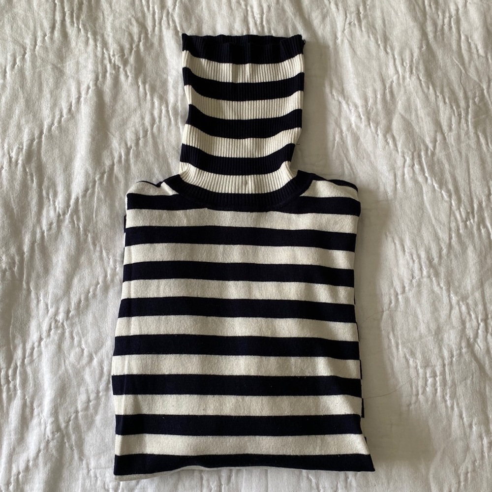 The Limited Turtleneck Navy/White Size XS
